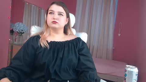 Snapshot of jenny_smitx chatting on February 2025 10:53:02 AM jenny_smitx online show from February 2025 10:53:02 AM