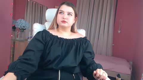 Snapshot of jenny_smitx chatting on February 2025 02:07:01 PM jenny_smitx online show from February 2025 02:07:01 PM