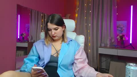 Snapshot of jenny_smitx chatting on March 2025 01:29:01 PM jenny_smitx online show from March 2025 01:29:01 PM