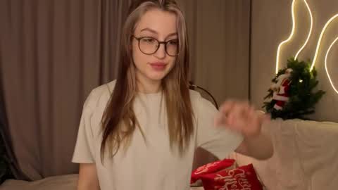 Snapshot of jennyauna chatting on January 2026 04:50:01 AM Lora online show from January 2026 04:50:01 AM