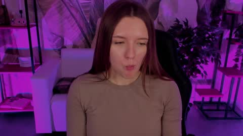 Snapshot of jennydens chatting on December 2024 08:25:02 AM Jenny NO Nude online show from December 2024 08:25:02 AM