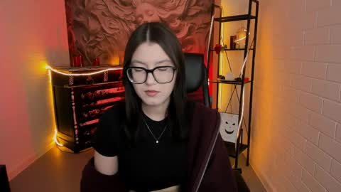 Snapshot of jennygibson chatting on April 2026 05:10:01 AM JENNY online show from April 2026 05:10:01 AM