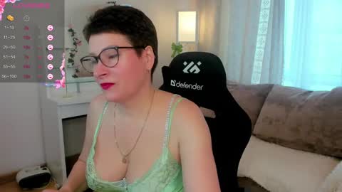 Snapshot of jennymons chatting on May 2026 08:19:01 AM Jenny online show from May 2026 08:19:01 AM