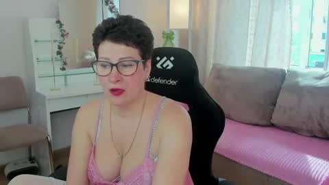 Snapshot of jennymons chatting on May 2026 08:41:01 AM Jenny online show from May 2026 08:41:01 AM