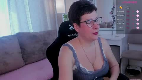 Snapshot of jennymons chatting on May 2026 08:22:01 AM Jenny online show from May 2026 08:22:01 AM