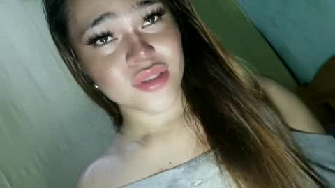 Snapshot of jennysweetfuckerxxx chatting on June 2026 11:51:01 PM jenny69 online show from June 2026 11:51:01 PM
