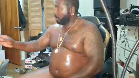 jeremiah0827 online show from October 2025 12:31:02 AM