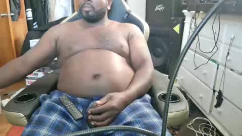 jeremiah0827 online show from October 2025 12:39:02 PM