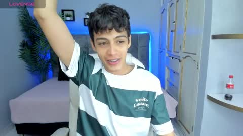  JEREMIAS  online show from April 2026 05:00:02 AM