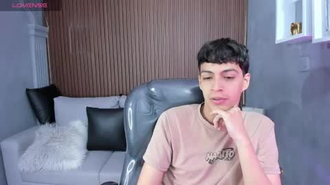 Snapshot of jeremias_1 chatting on May 2026 01:19:01 PM JEREMIAS online show from May 2026 01:19:01 PM