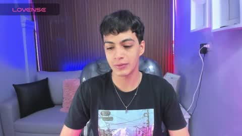 Snapshot of jeremias_1 chatting on June 2026 01:17:02 PM JEREMIAS online show from June 2026 01:17:02 PM