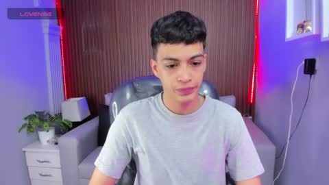 Snapshot of jeremias_1 chatting on July 2026 12:45:01 PM JEREMIAS online show from July 2026 12:45:01 PM