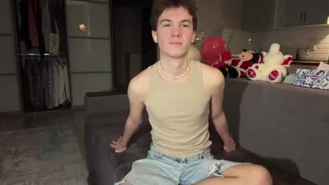 jeremy1scott online show from November 2025 03:38:02 AM