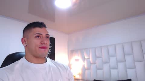 Jeremy lane online show from April 2026 11:33:02 PM