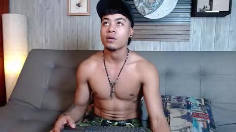 Snapshot of jeremy_wallker chatting on February 2026 09:33:01 PM Jeremy online show from February 2026 09:33:01 PM