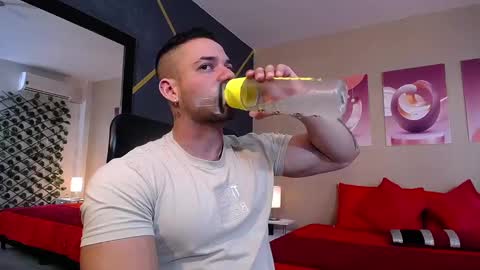 Jeremy Lowe online show from February 2025 04:33:02 PM