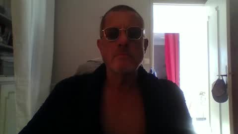 jerflor online show from November 2025 11:55:02 AM