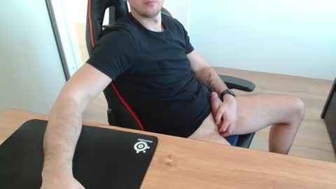 Snapshot of jerklove1006 chatting on March 2026 09:48:02 AM Boy likes daddies online show from March 2026 09:48:02 AM