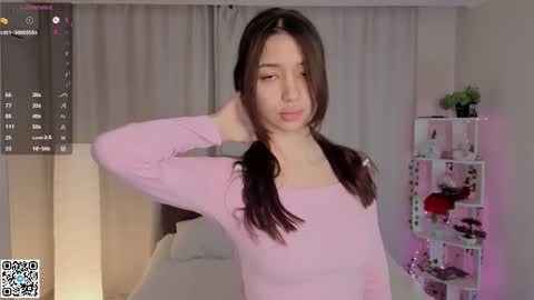 Keira online show from October 2025 04:13:01 AM