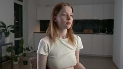 Molly online show from November 2025 03:06:02 PM