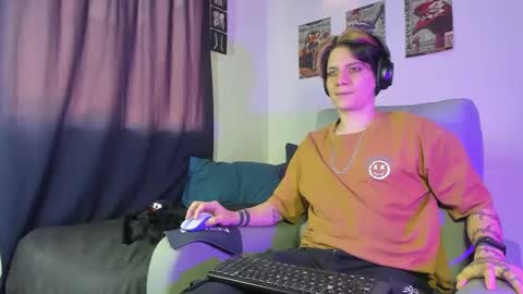 Angelo online show from November 2025 03:46:02 PM