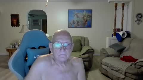 Snapshot of jerryzxcvbnm chatting on April 2026 06:38:01 PM jerryzxcvbnm online show from April 2026 06:38:01 PM