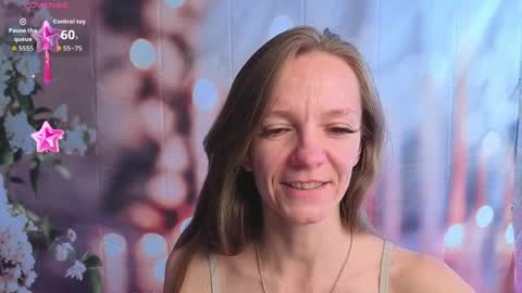 Snapshot of jesica_moon_peachyy chatting on April 2026 04:31:01 AM jesica_moon_peachyy online show from April 2026 04:31:01 AM