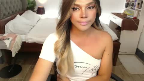 jesie_hot69 online show from March 2025 06:00:01 PM