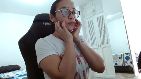 jessica herreraToday I will be your devil and you my victim online show from November 2025 05:34:01 PM