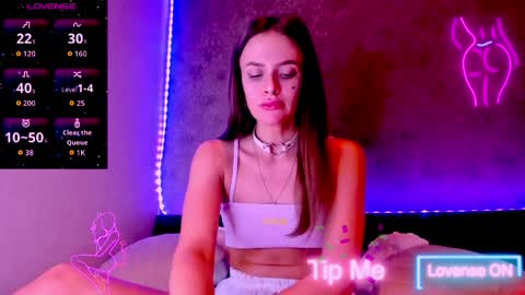 Jess online show from March 2026 10:32:01 PM