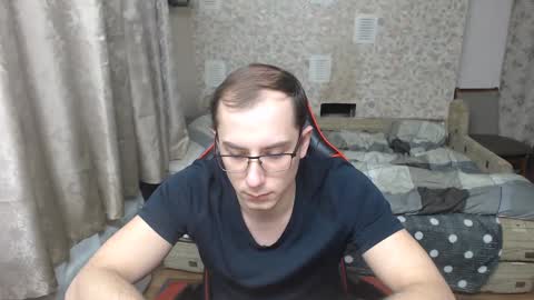 Snapshot of jess_nest chatting on January 2025 06:43:01 PM Jess online show from January 2025 06:43:01 PM