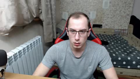 Snapshot of jess_nest chatting on March 2025 12:10:02 AM Jess online show from March 2025 12:10:02 AM