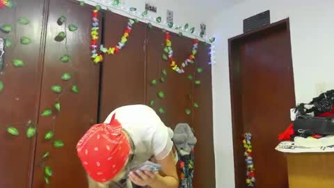 Jessica online show from April 2026 08:31:02 PM