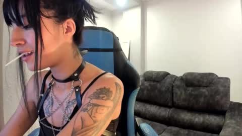 jessi_lemus online show from November 2025 08:30:01 PM