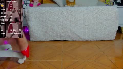                online show from October 2025 10:58:02 PM