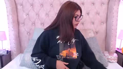 Jessica  online show from January 2025 06:49:02 PM