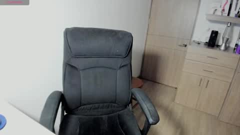 jessica_rabbit777_ online show from November 2025 11:54:01 PM