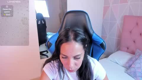 jessica_taylor_22 online show from January 2025 06:53:02 PM