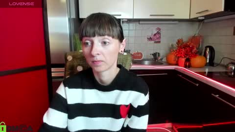 jessicaforris online show from October 2025 07:08:01 AM