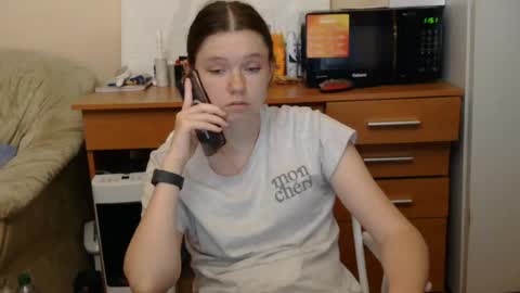 Snapshot of jessicaholland1 chatting on July 2026 05:40:01 PM jessicaholland1 online show from July 2026 05:40:01 PM