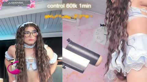 Snapshot of jessicameron chatting on May 2026 03:33:02 AM JESSI AND NAOMI online show from May 2026 03:33:02 AM