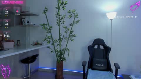  Jessica Pratt  IG jessicaxpratt online show from January 2025 09:35:02 PM