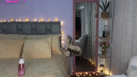 Sofia online show from January 2025 11:30:01 PM