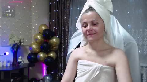 Jess online show from September 2025 09:47:02 PM