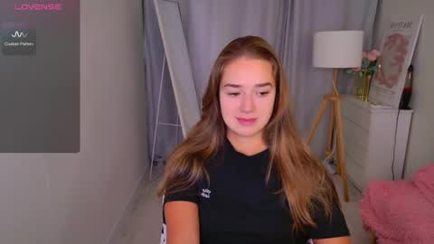 Snapshot of jessiestarz chatting on April 2026 02:23:01 PM Jessi online show from April 2026 02:23:01 PM