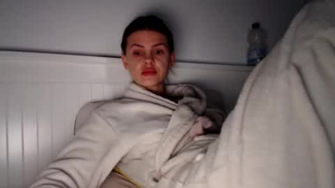 jessieryan online show from February 2025 05:05:02 AM