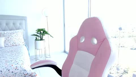Snapshot of jessikapalmer chatting on December 2024 02:19:02 PM online show from December 2024 02:19:02 PM