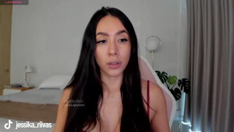 Snapshot of jessikapalmer chatting on October 2025 04:04:01 PM online show from October 2025 04:04:01 PM