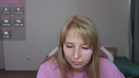 Jessy online show from October 2025 12:33:01 PM