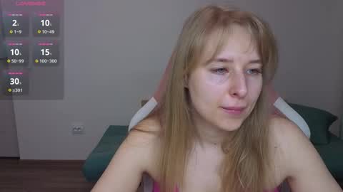 Snapshot of jessy_comely chatting on January 2026 01:05:02 PM Jessy online show from January 2026 01:05:02 PM